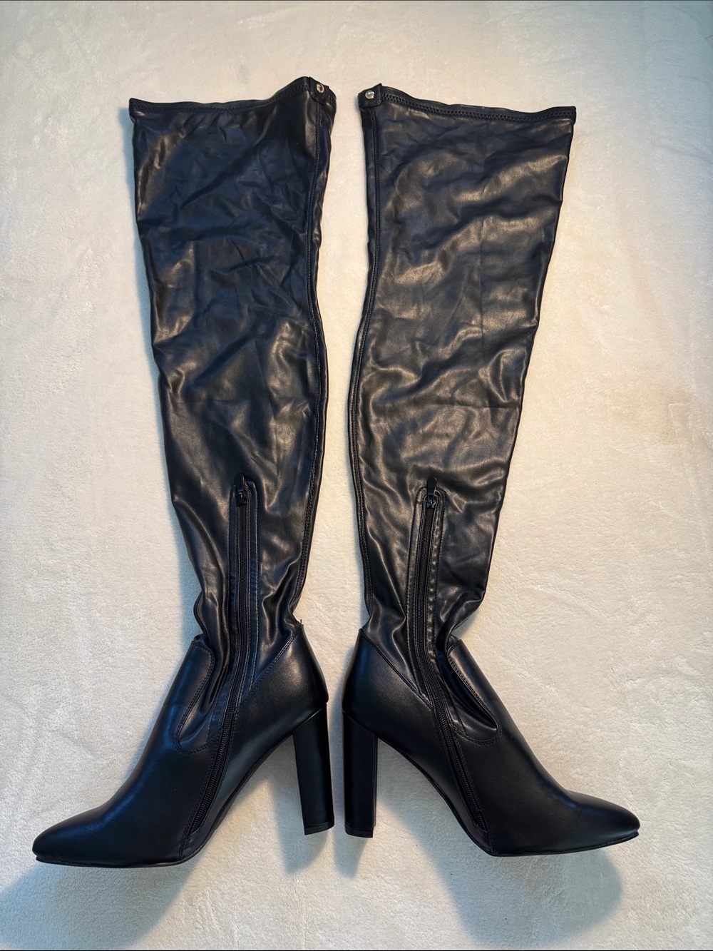 Azalea Wang black thigh high heeled boots. 12.